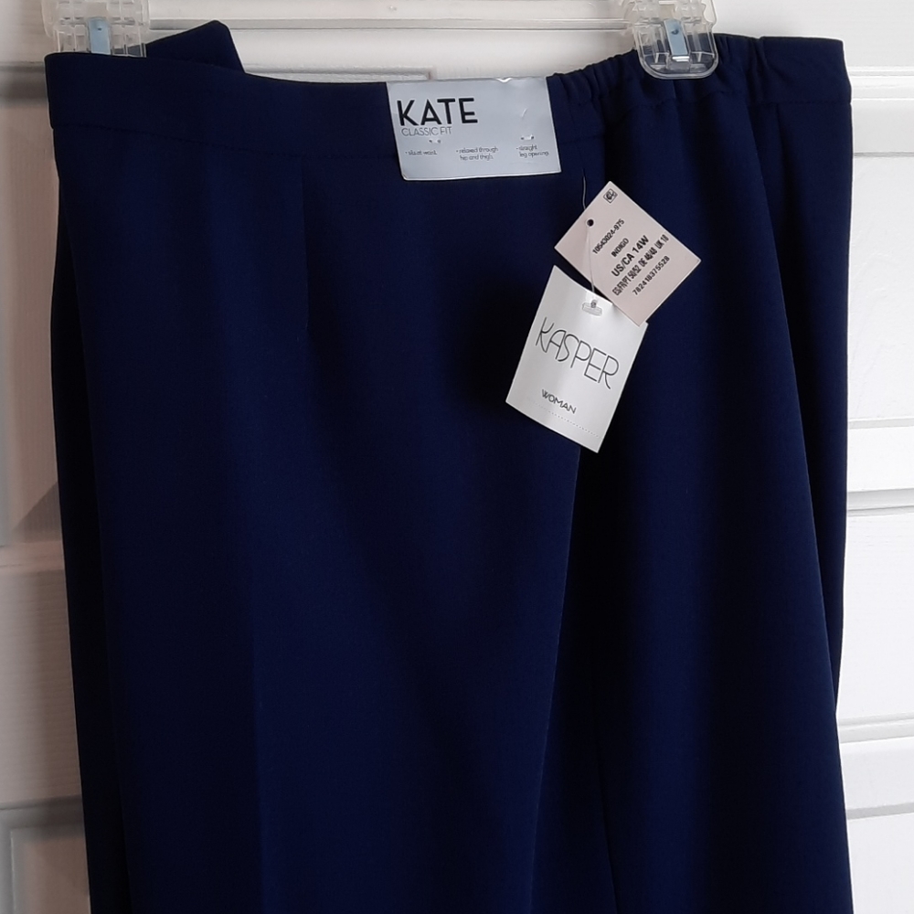 Kasper women's dress pants, New with tags.